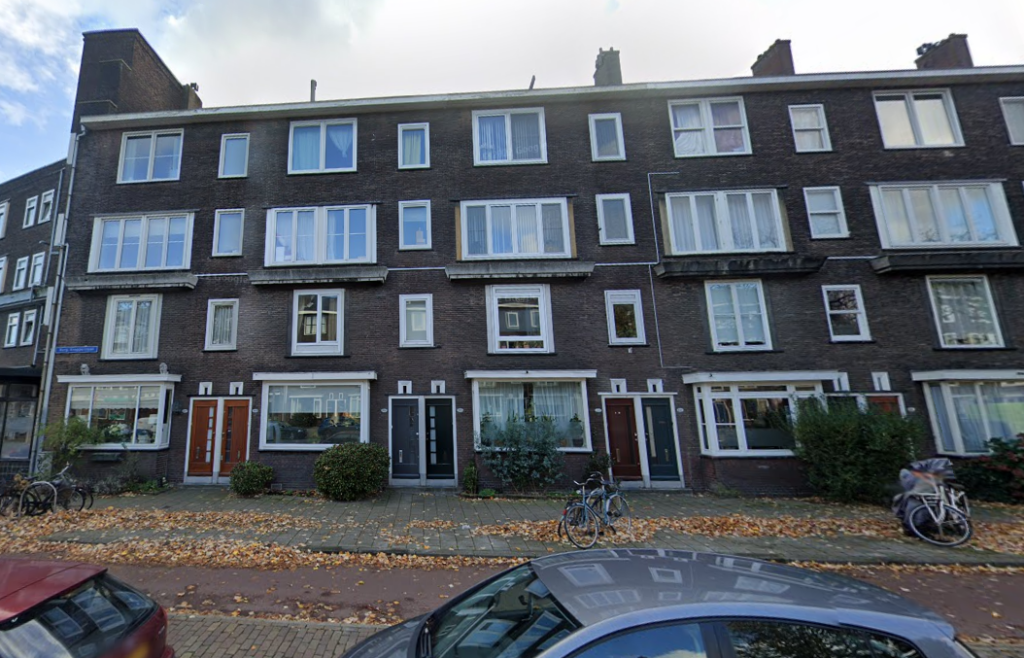 Kunststof openslaande deuren met vastglas in houtlook bij Burgemeester Knappertlaan, Schiedam