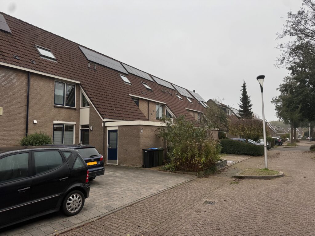 Moderne aluminium schuifpui 2-delig geïnstalleerd in woning Drossaardslag Gouda